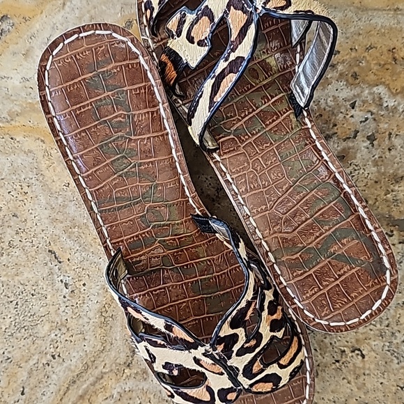 Sam Edelman leopard wedge slides - Picture 8 of 13